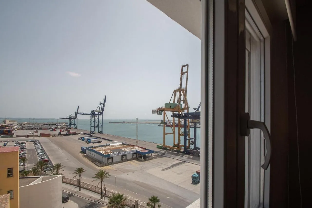 Apartmán Apartamento La Nina De Cádiz
